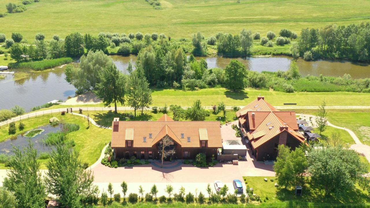 Rusne Villa Exteriör bild